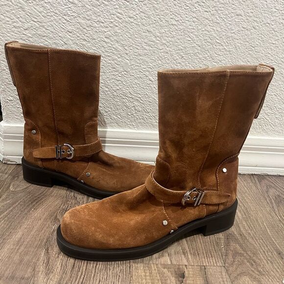 Stuart Weitzman suede Maverick Pull-On Bootie Size 8.5 - Picture 4 of 6